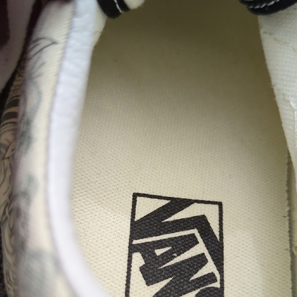 Vans Black and Cream Women's Sneakers - Picture 9 of 14